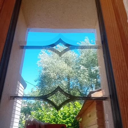 Maison Mitoyenne Avec Piscine Un Moment Chez Diane Грасс Экстерьер фото